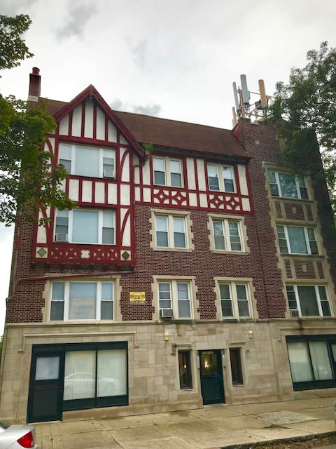 1123 E 82Nd Street Unit 206 – photo 1