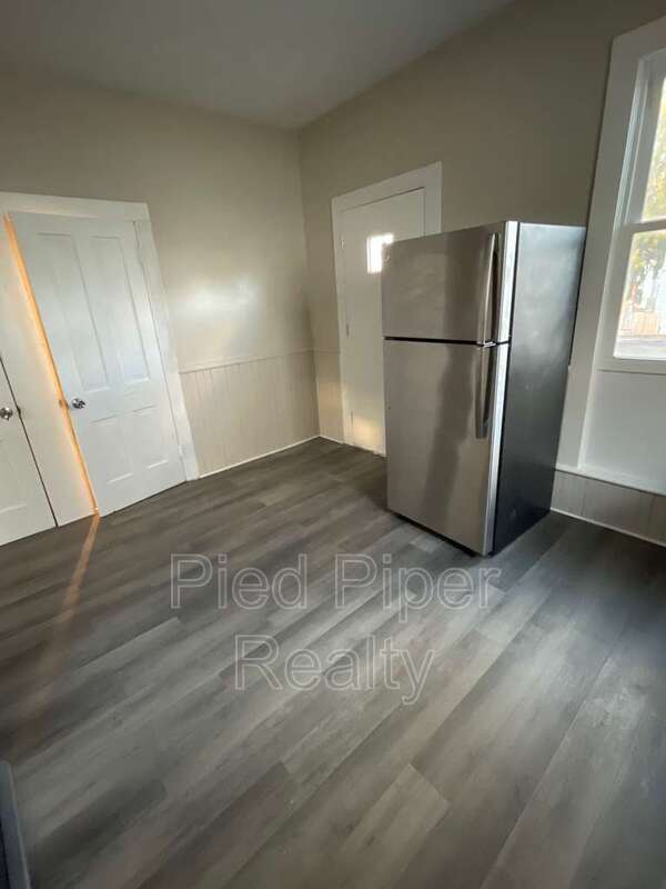217 North West Avenue – photo 4