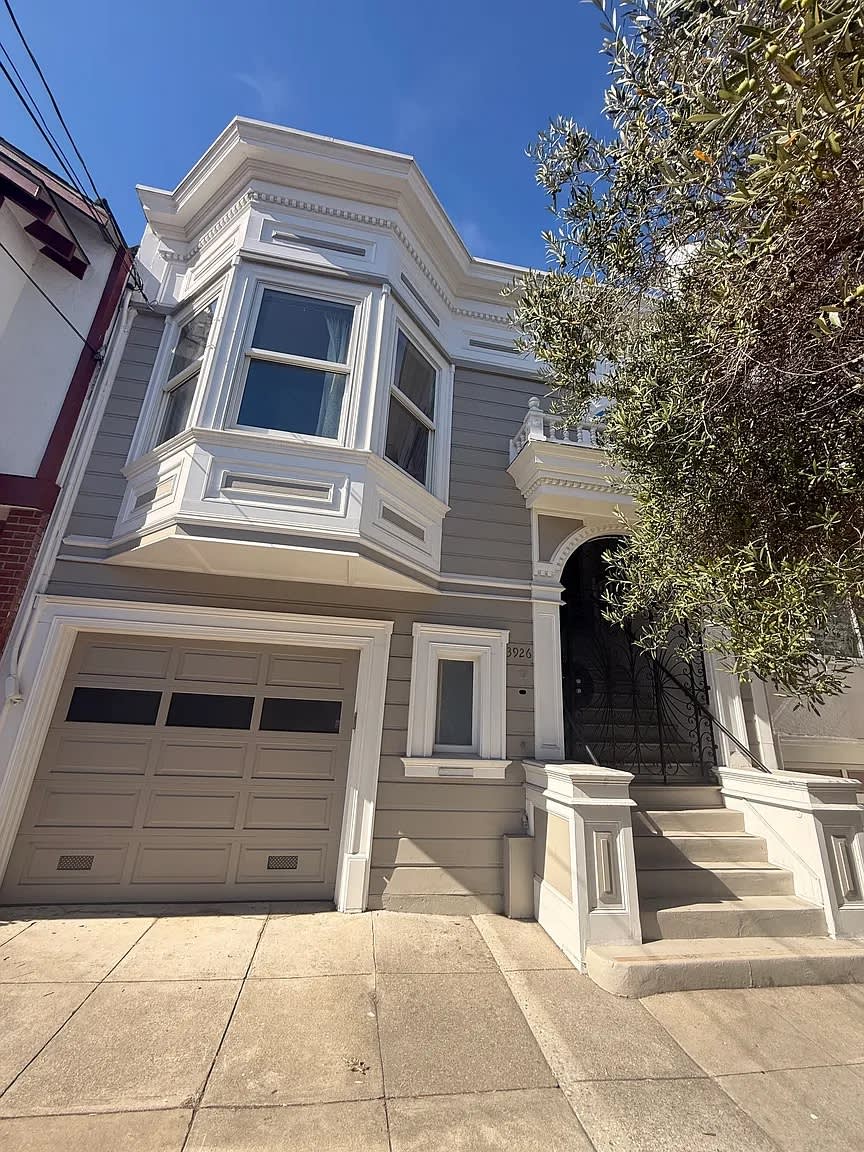 3926 25th St – photo 2