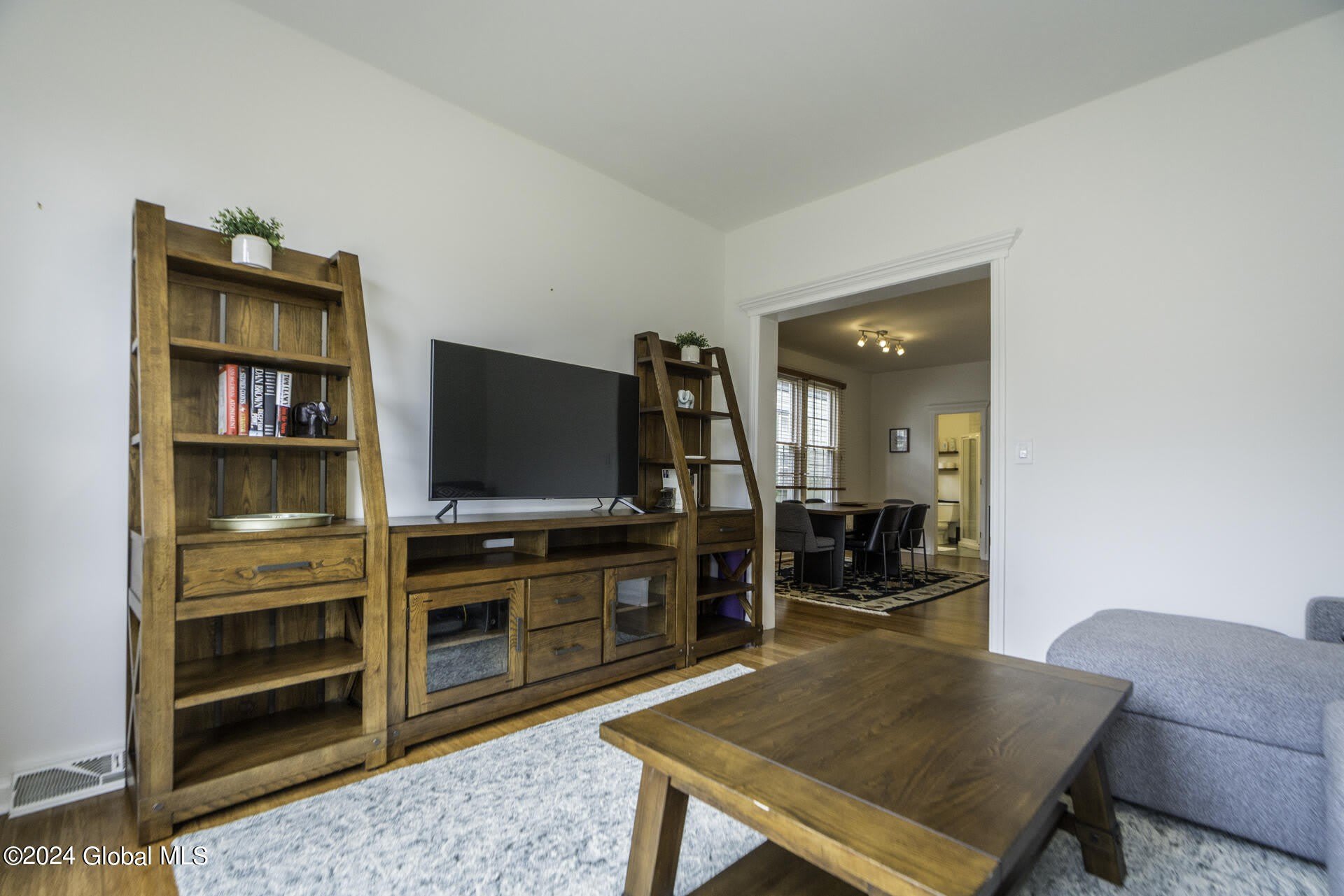 41 Walton Street – photo 2