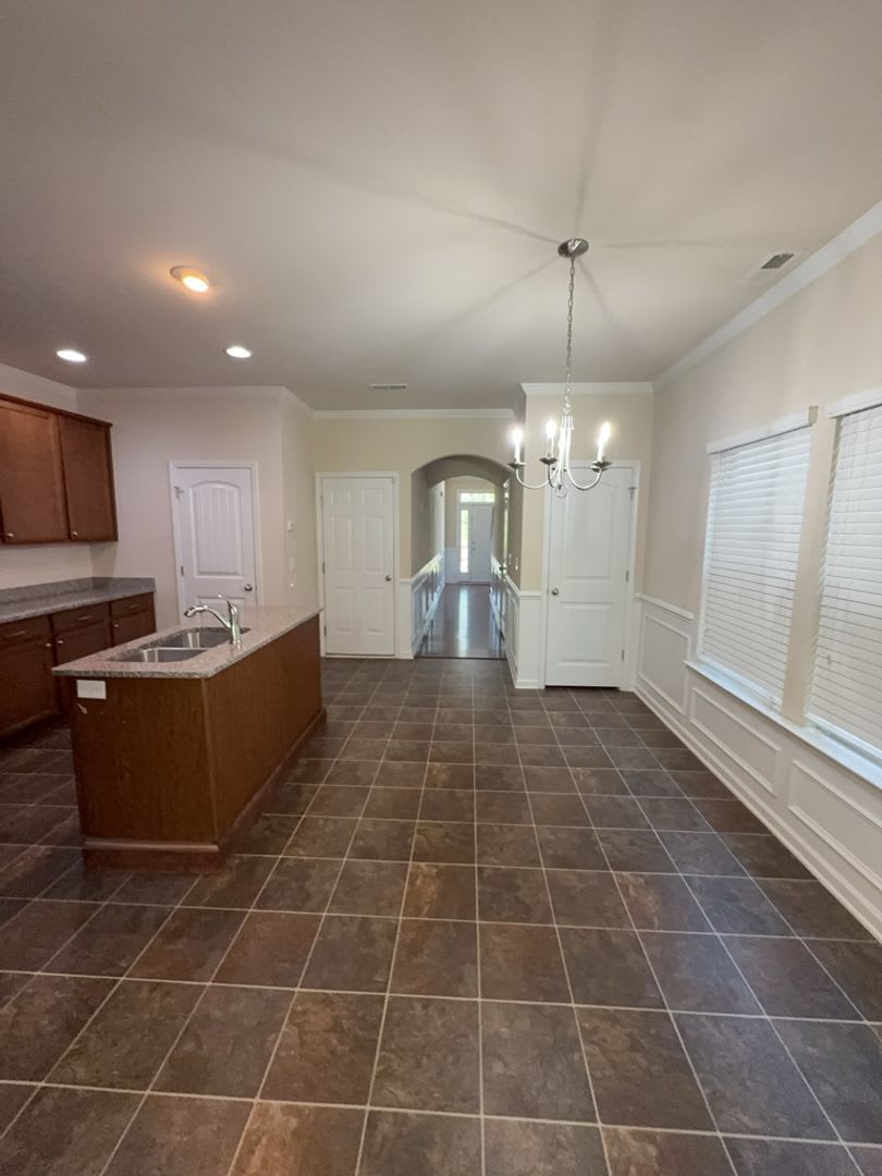 FOR RENT 204 Ashmore Ln 4Bed/2.5Bath – photo 3