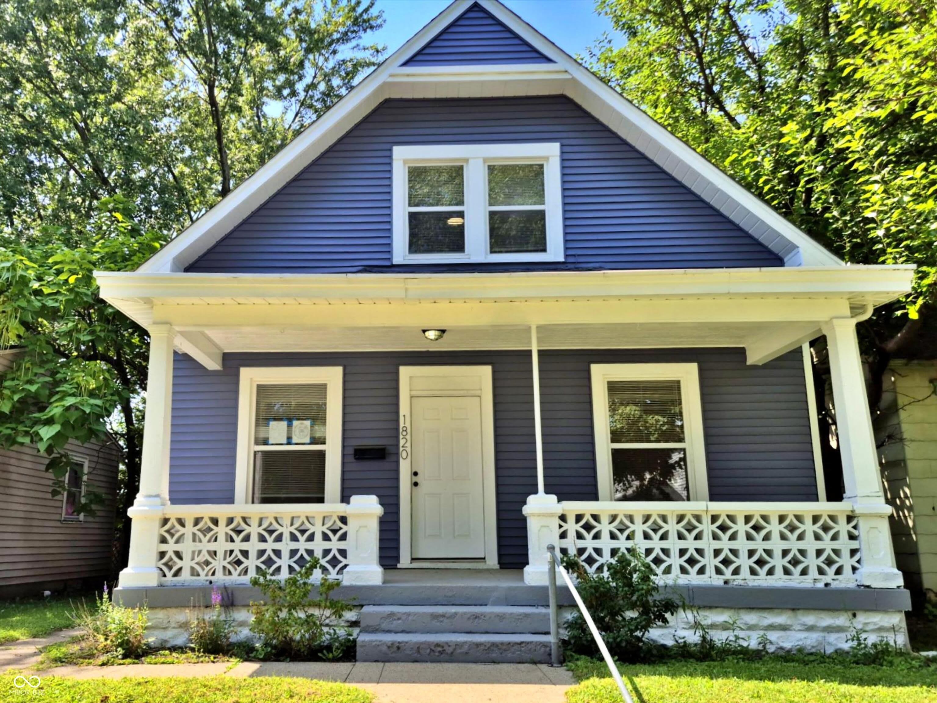 1820 Singleton Street – photo 1