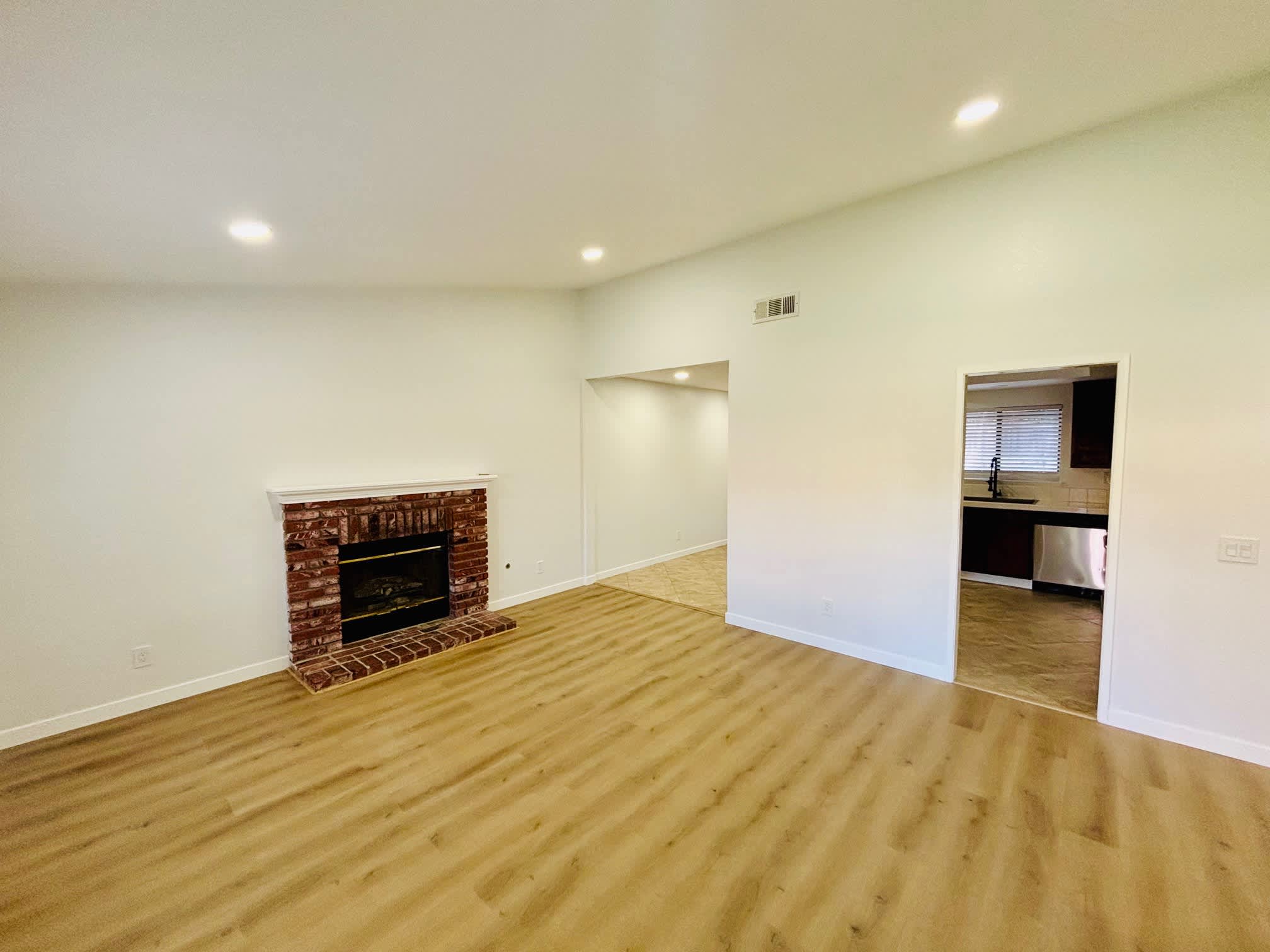2730 W Ave K 4 – photo 4