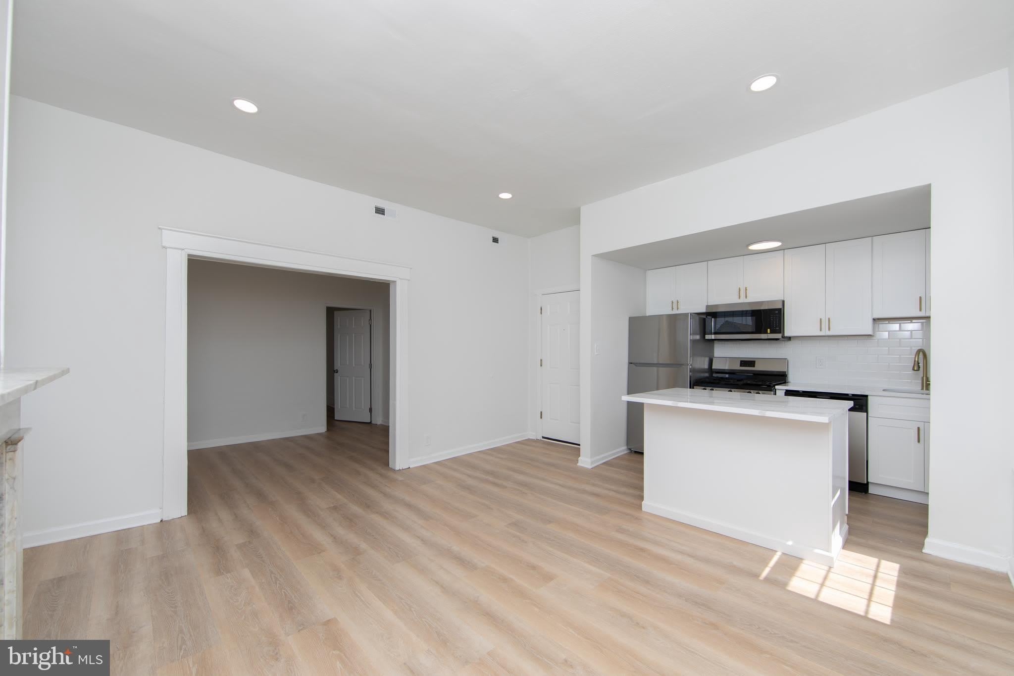 9 E Holly Avenue – photo 3