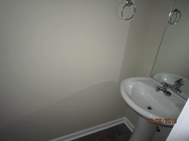 3 Bedroom 2 1/2 Bath Home For Rent Near Trenton Road! – photo 5