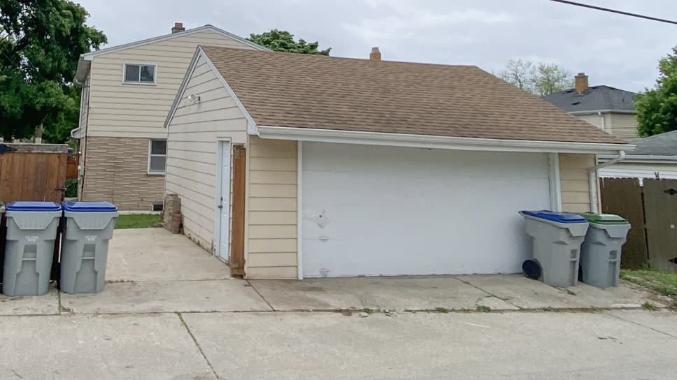 8420 W Keefe Ave Lower – photo 3