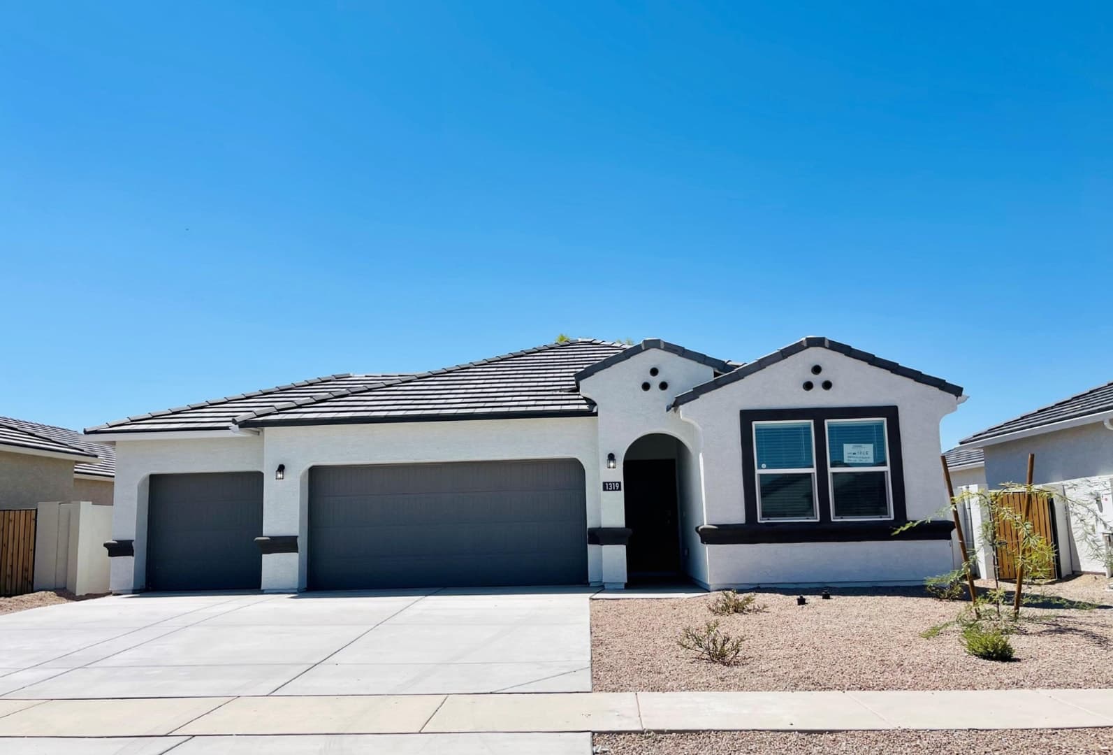 Lovely 4 Bed 2 Bath 3 Car Garage Home For Rent In Coolidge – photo 1