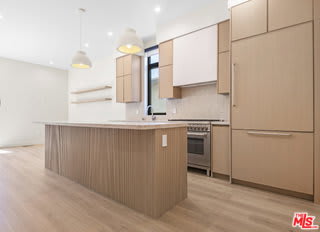 426 Arnaz Drive – photo 1
