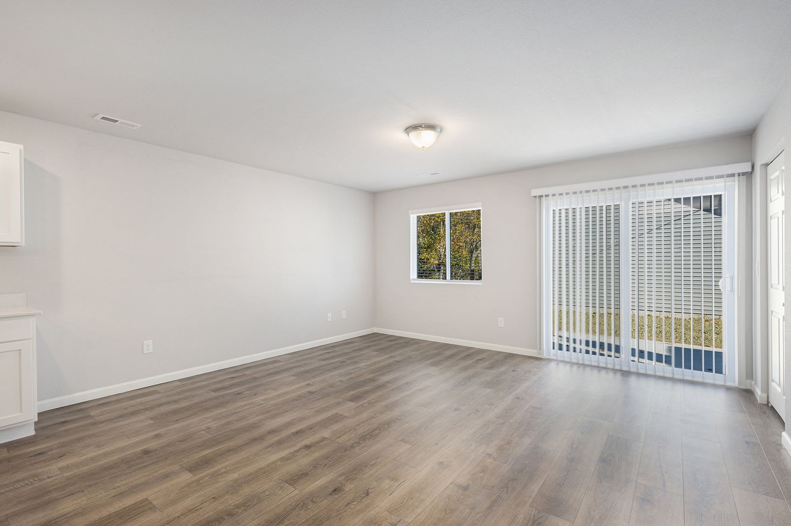 New Construction Workforce Housing Move In Special Get October Free Move In By September 30Th To Receive Free Rent For October Take Advantage Of This Limited Time Offer – photo 5