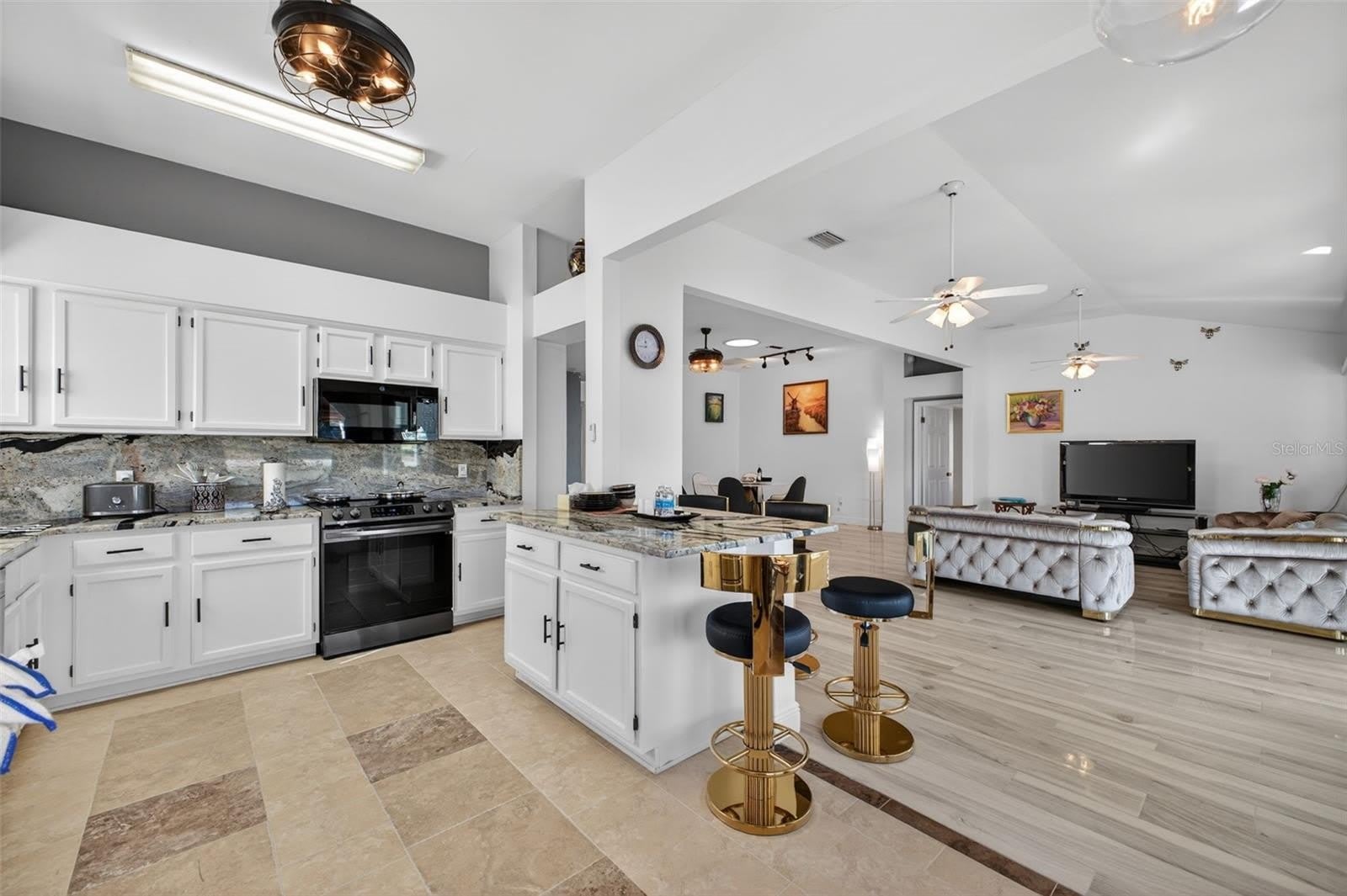411 DEL MAR Drive – photo 4