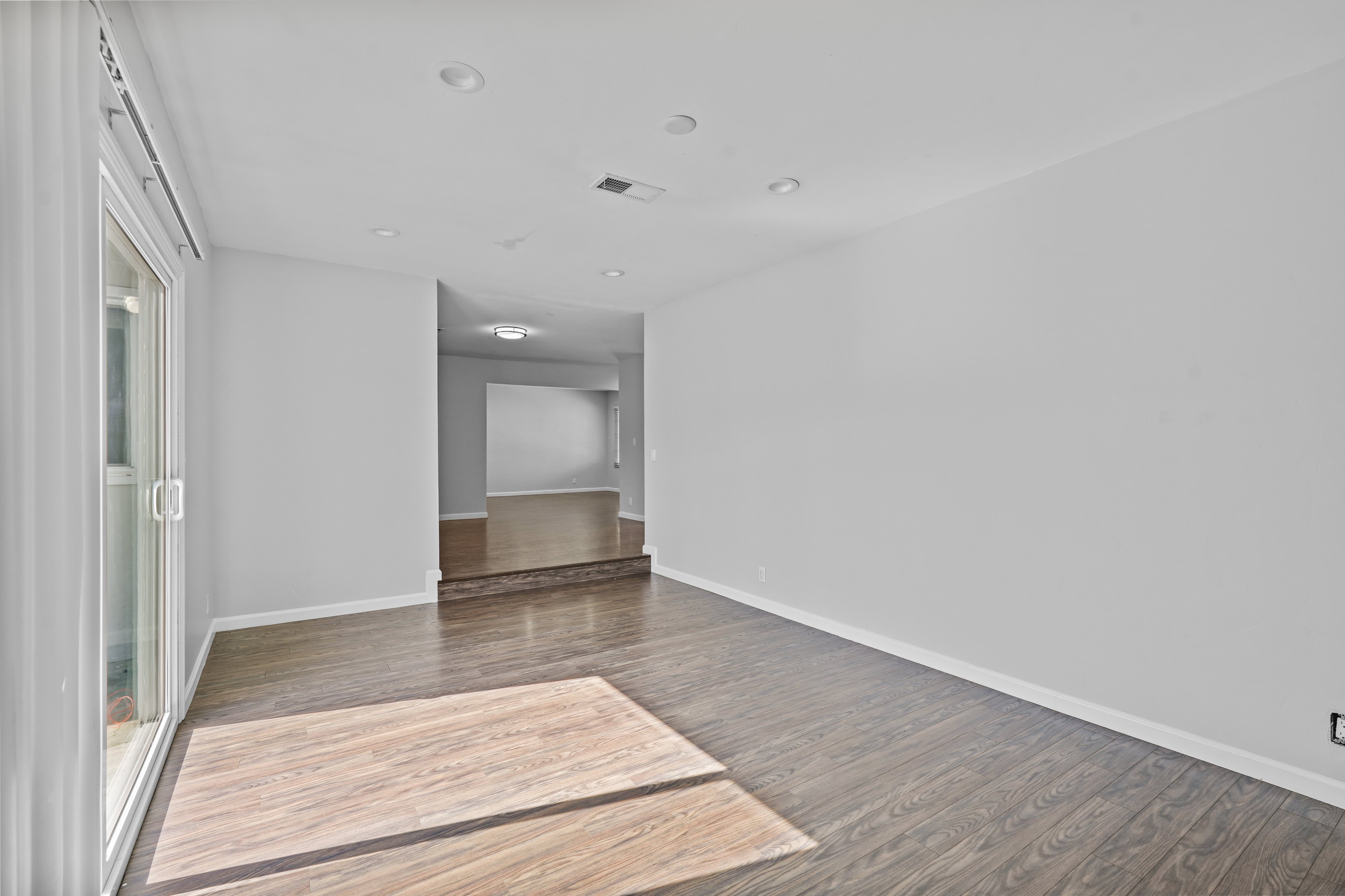 2869 Fairfax Ct – photo 4