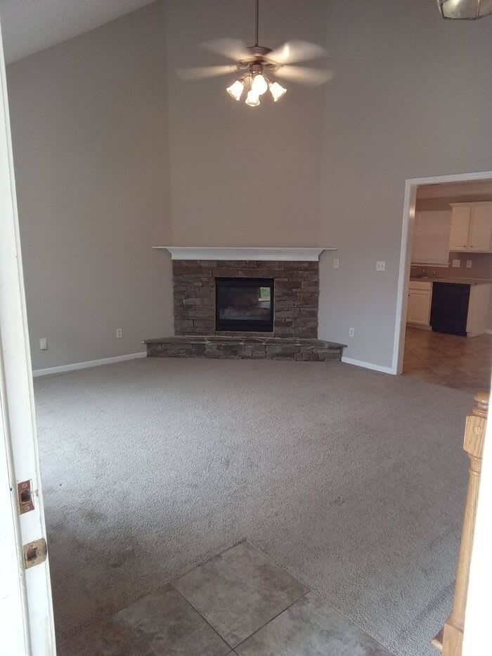 738 Ablow Drive – photo 3
