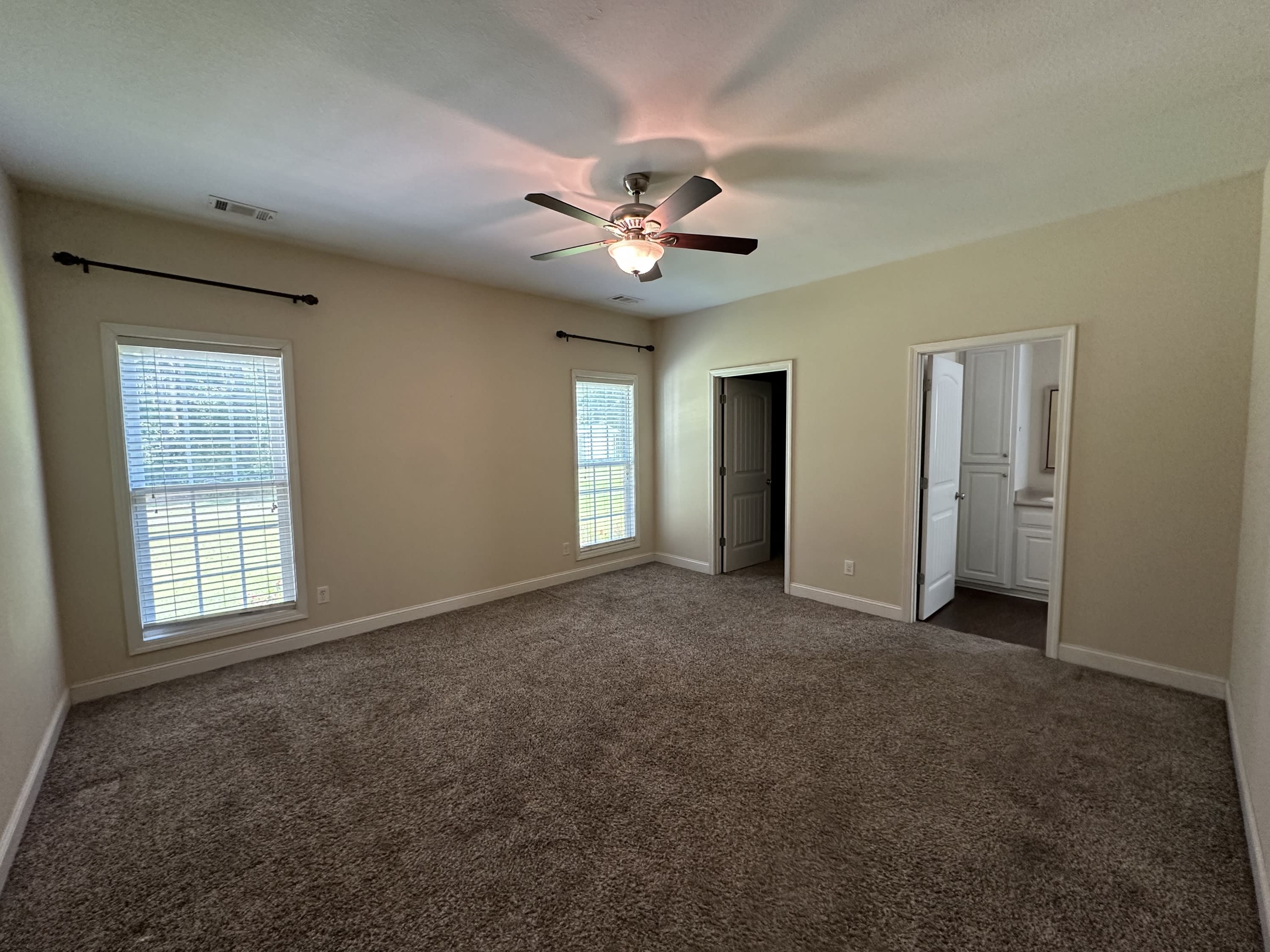441 Serenity Avenue – photo 5