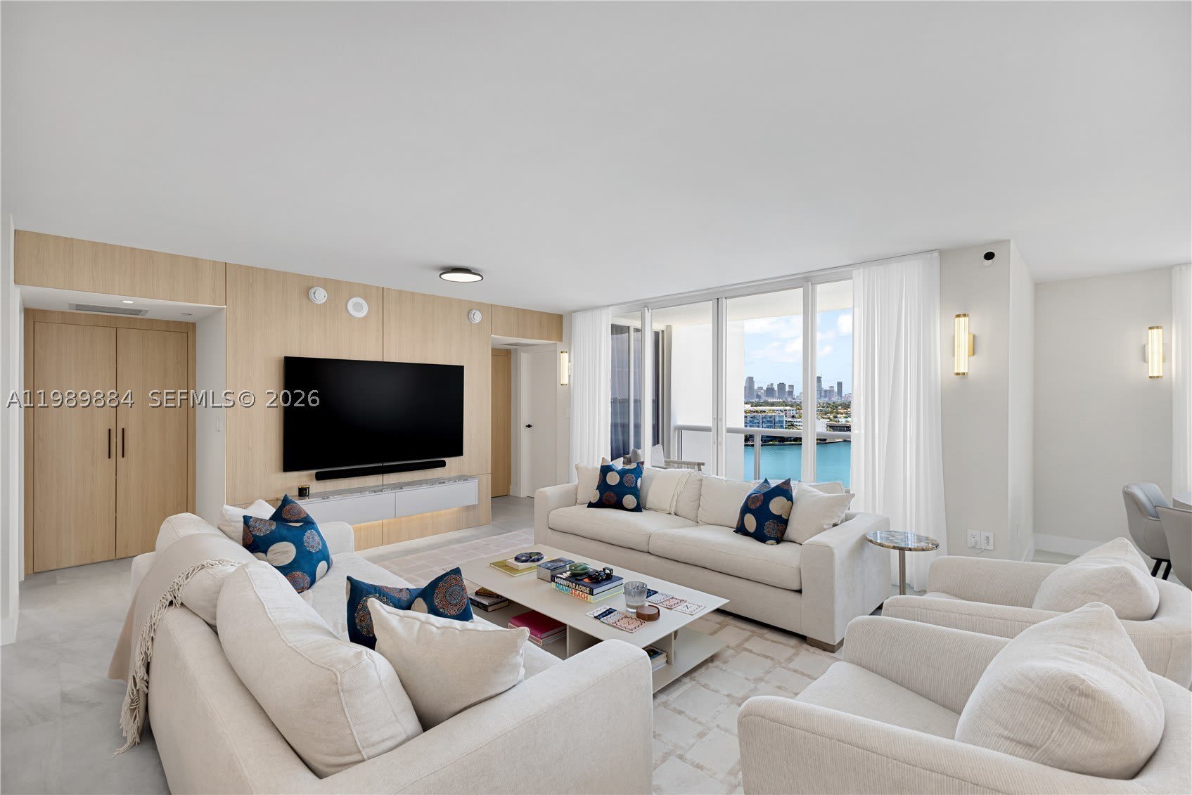 1800 Sunset Harbour Dr – photo 4