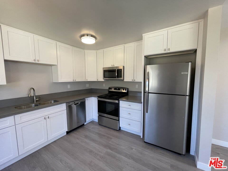1830 Federal Ave – photo 3