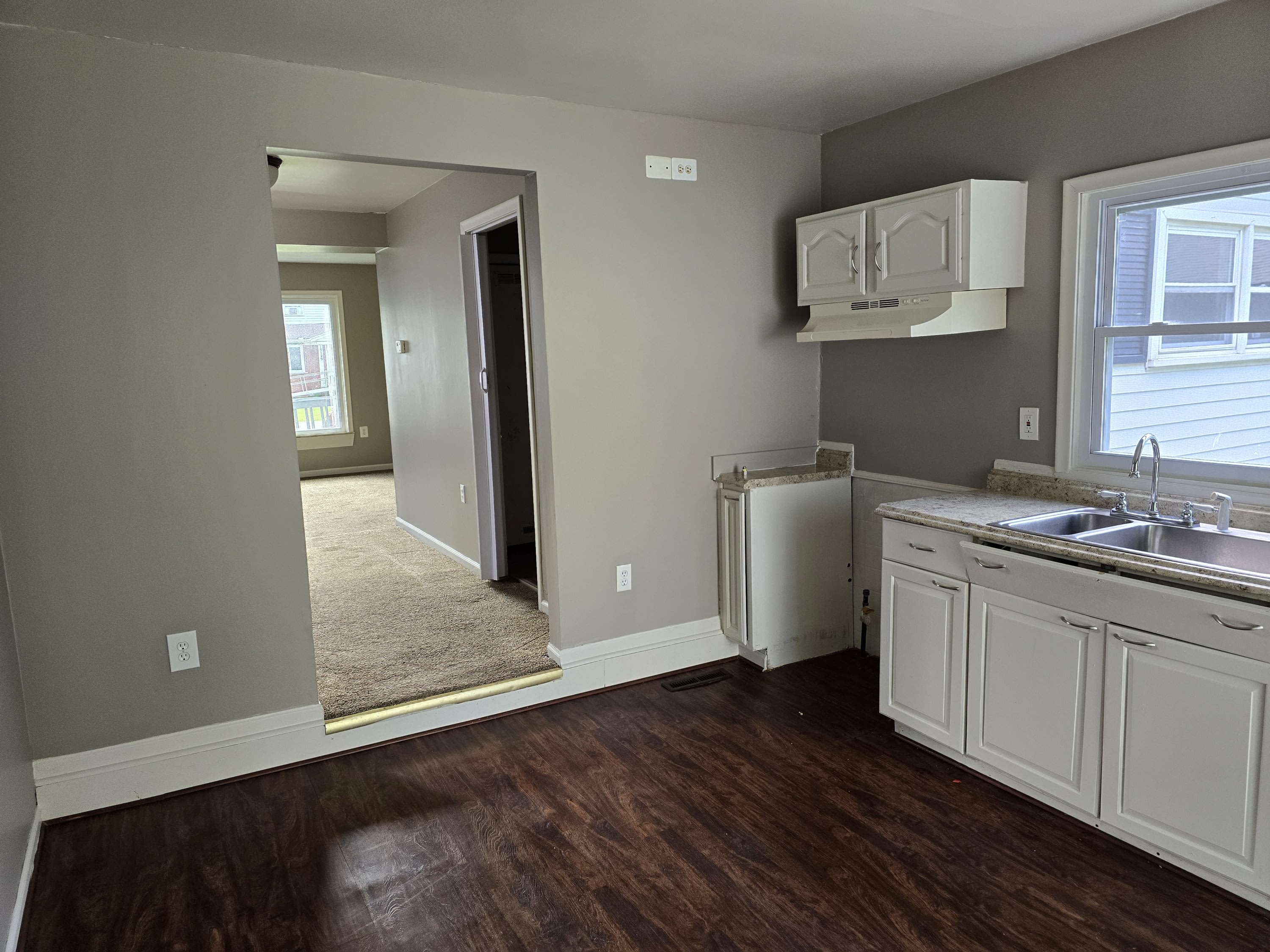 15126 Oldham Street – photo 3