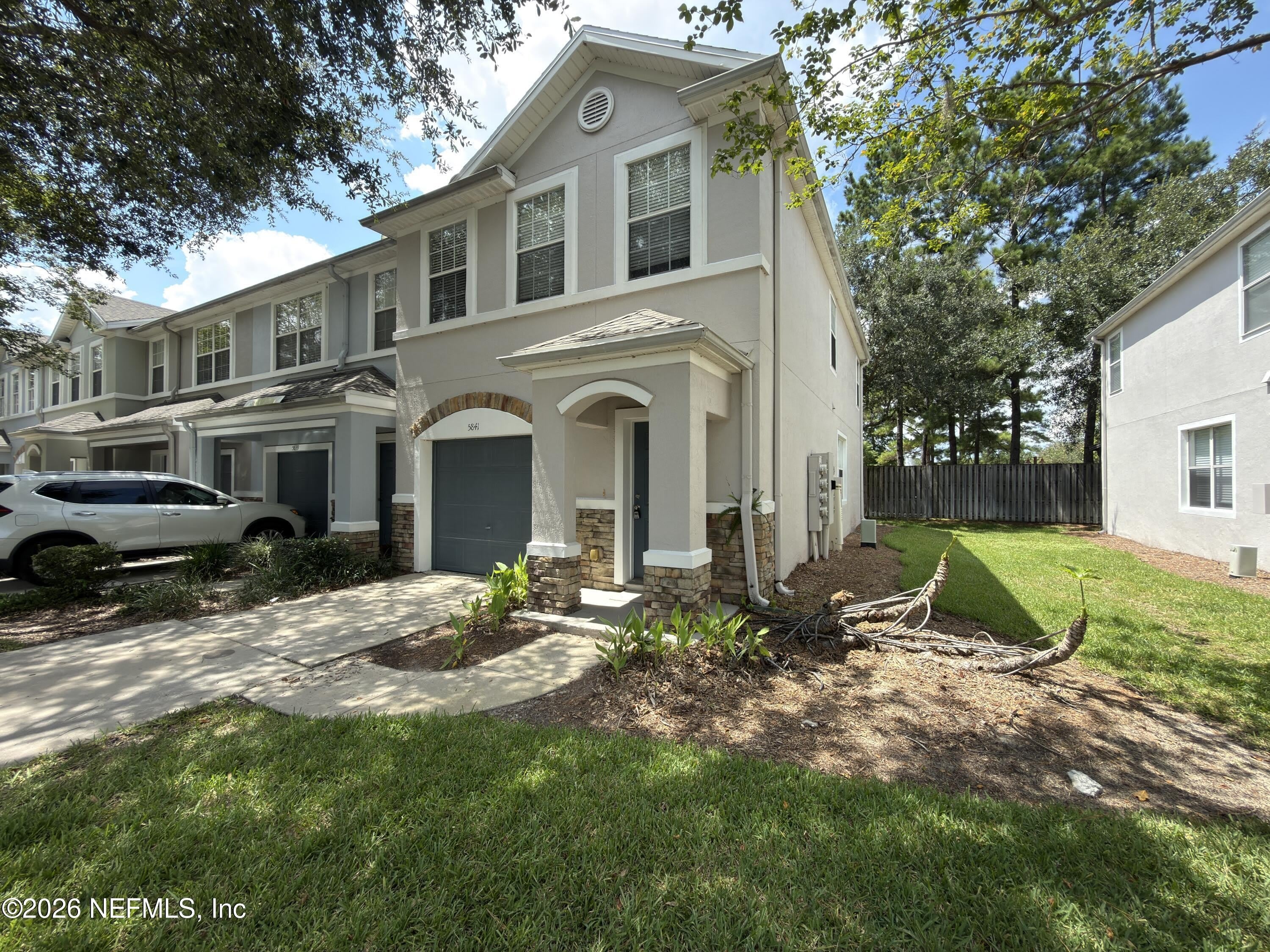 5841 PARKSTONE CROSSING Drive – photo 2