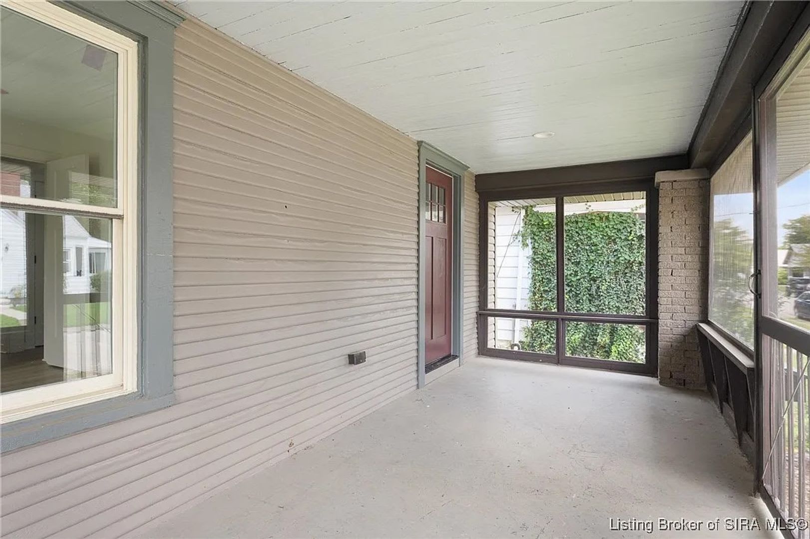 4 Bedroom House In New Albany – photo 3