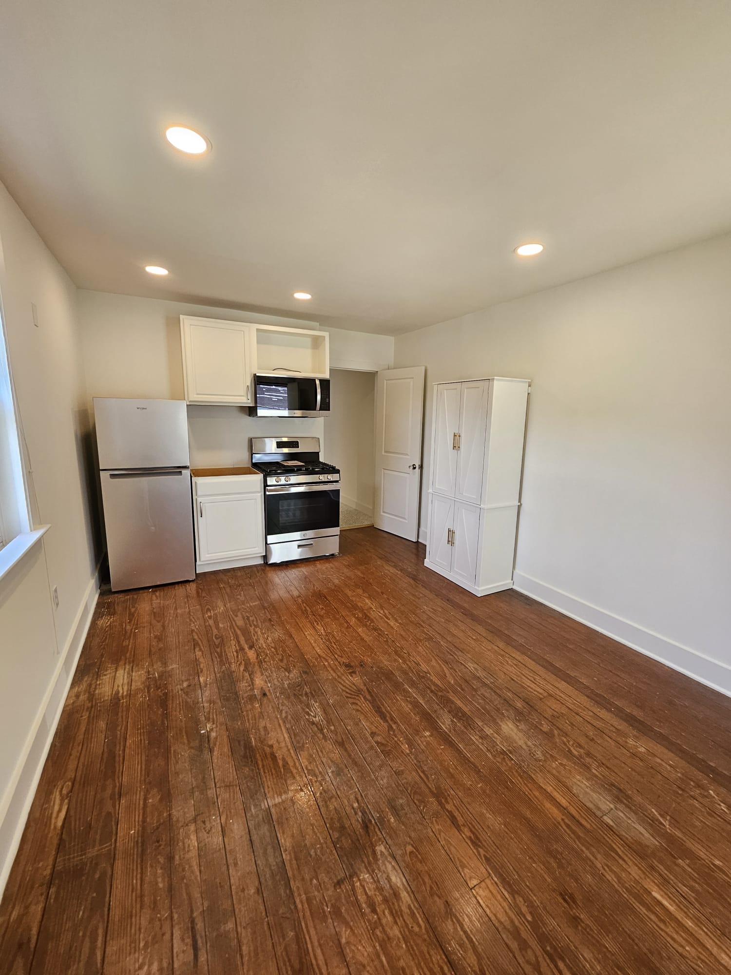 522 Aurora Ave – photo 1