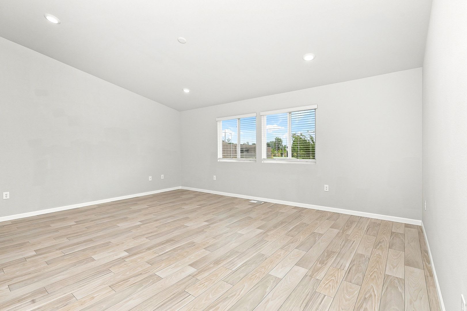 Move In Special Get August September Rent Free Move In By August 31St To Receive Free Rent For Both August And September Take Advantage Of This Limited Time Offer – photo 3