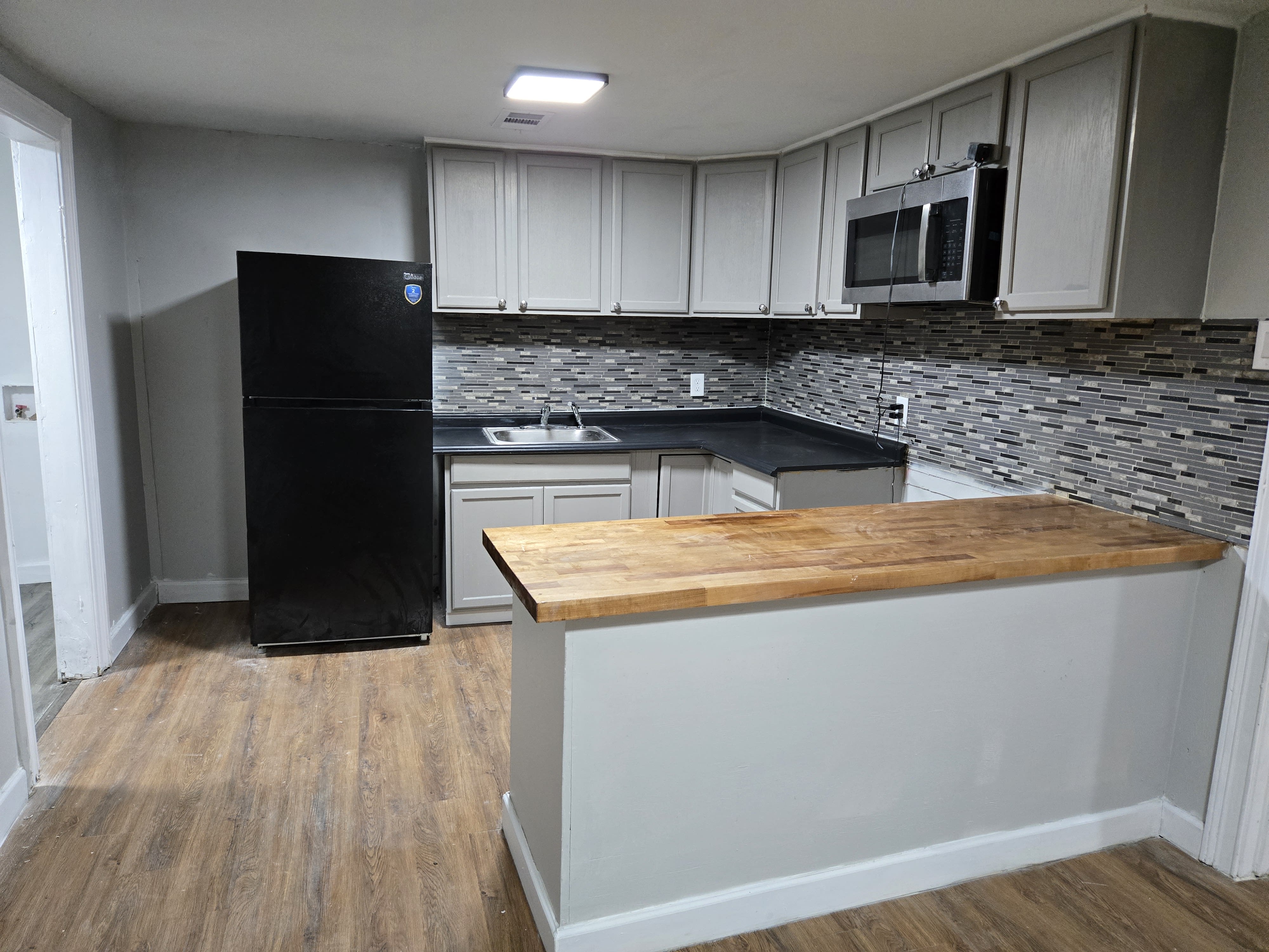 3846 Log Cabin Drive – photo 2
