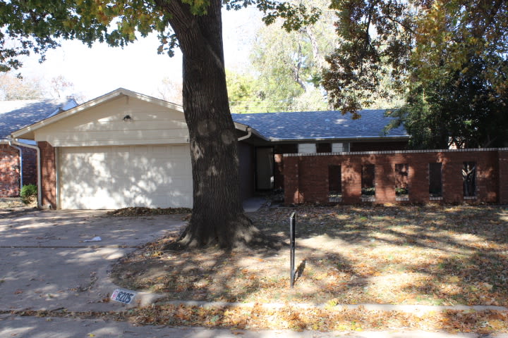 8205 Nw 32Nd St – photo 1