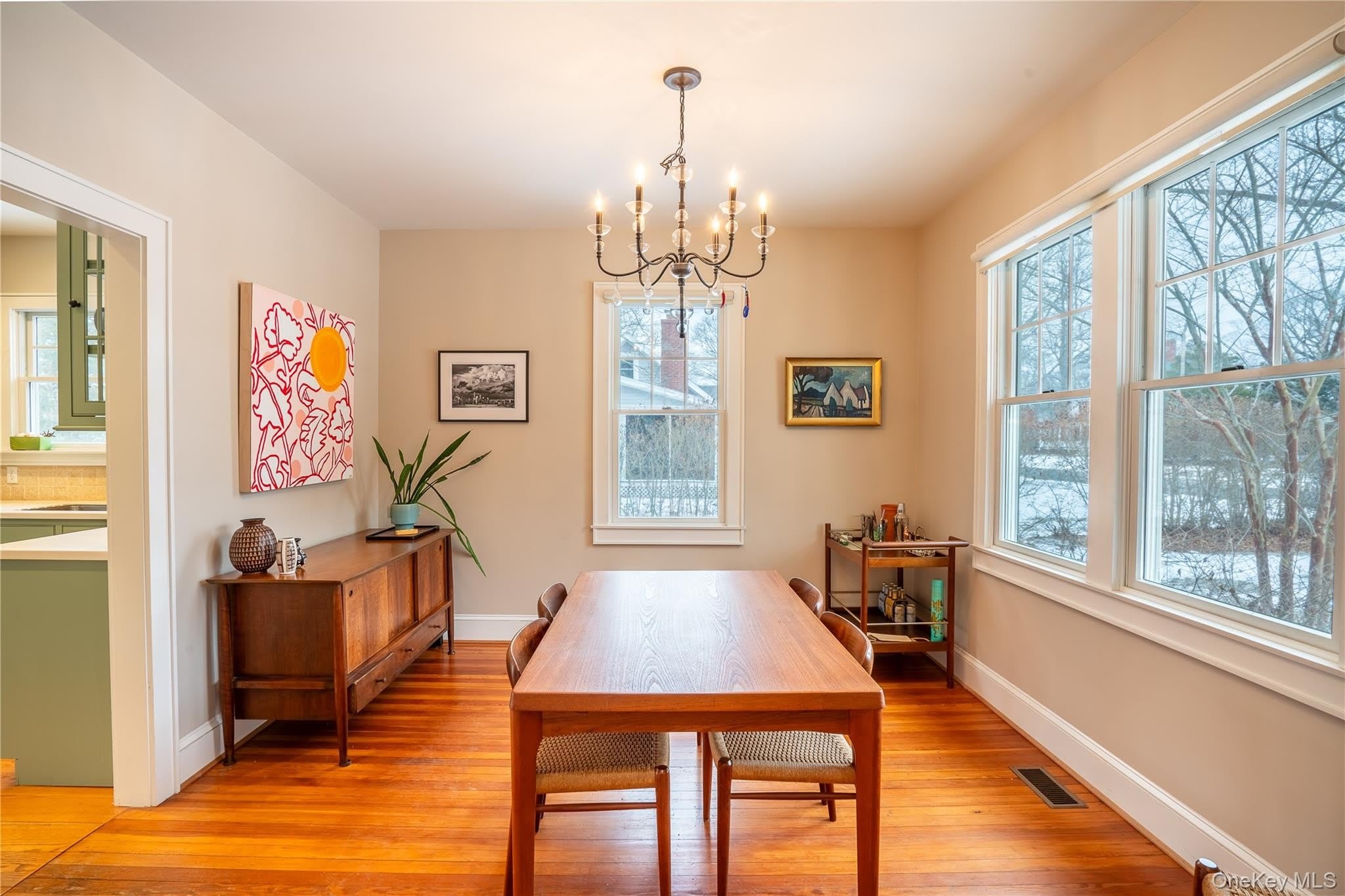 460 Bay Avenue – photo 4