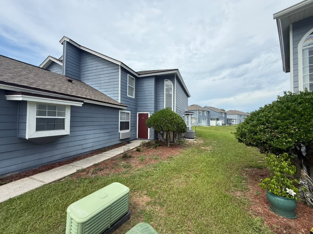 833 caribbean Dr – photo 1