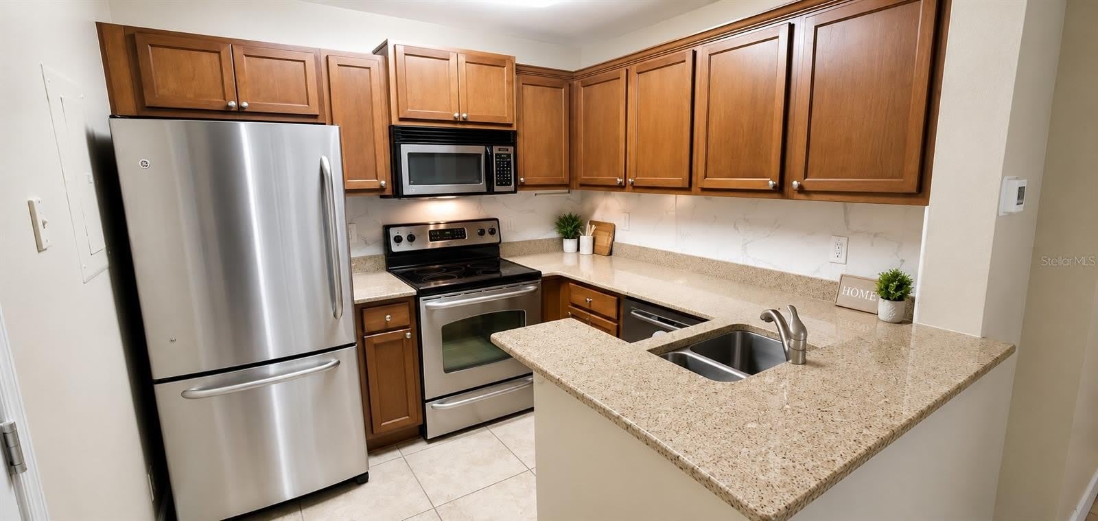 4033 CROCKERS LAKE Boulevard – photo 5