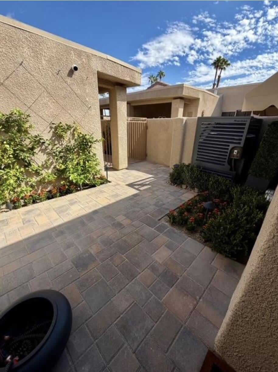 72499 Desert Flower Drive – photo 2