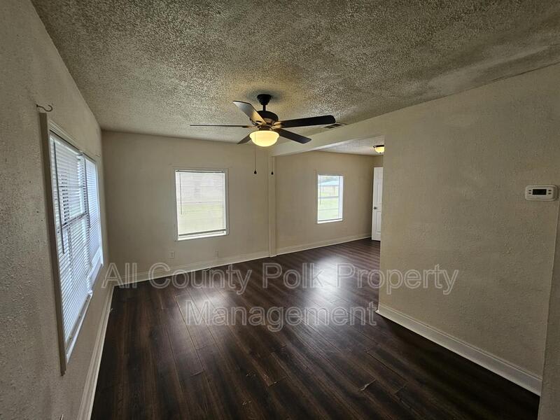 1734 35th St. NW – photo 4