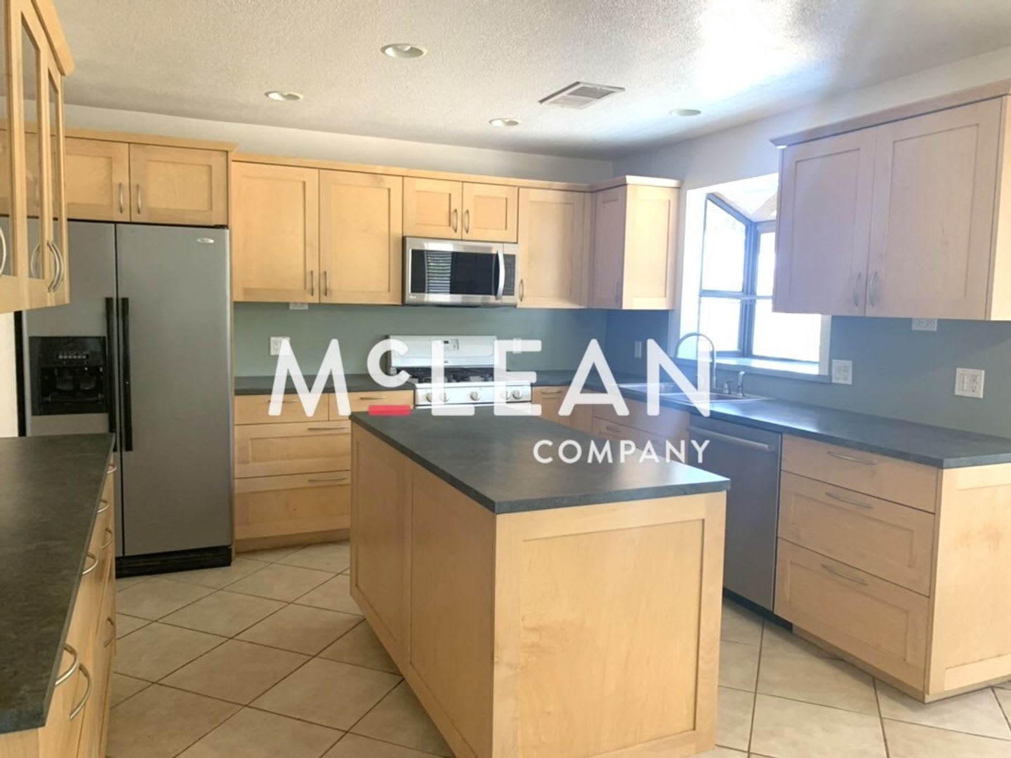 Four Bedroom Home with ALL Utilities included! – photo 4