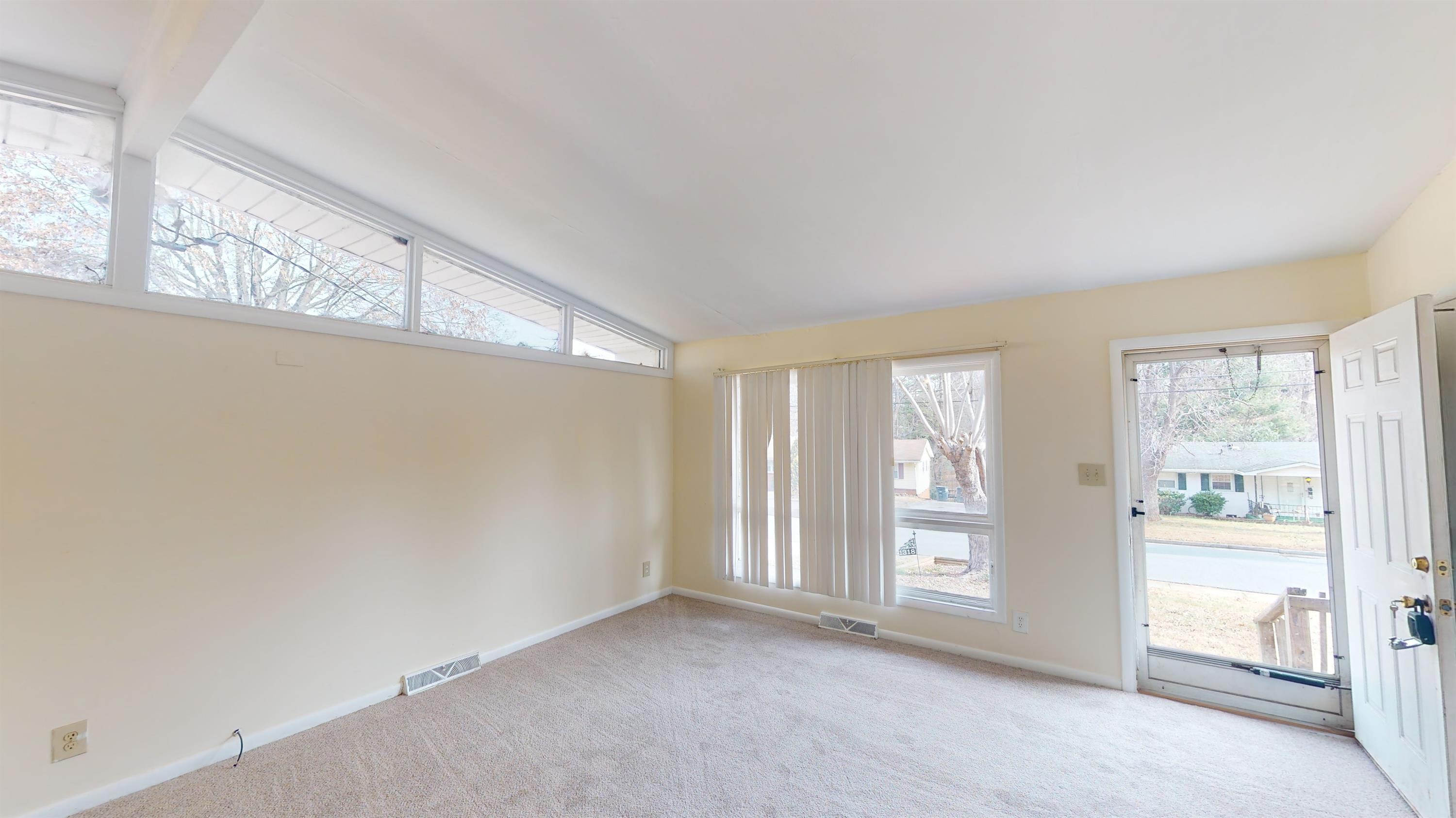1318 Argonne Boulevard – photo 3