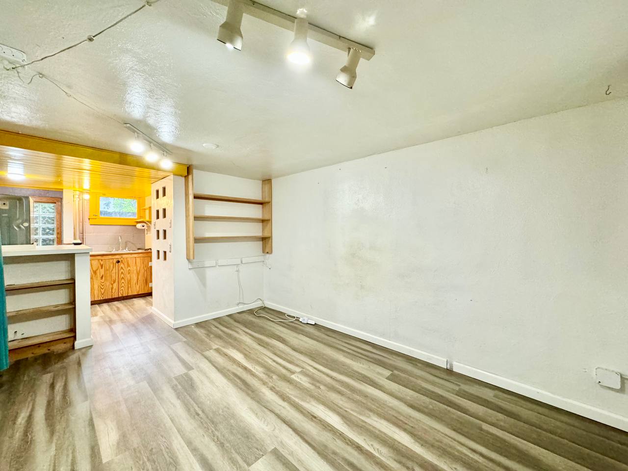 6601 1/2 N Navin Ave Unit A – photo 2