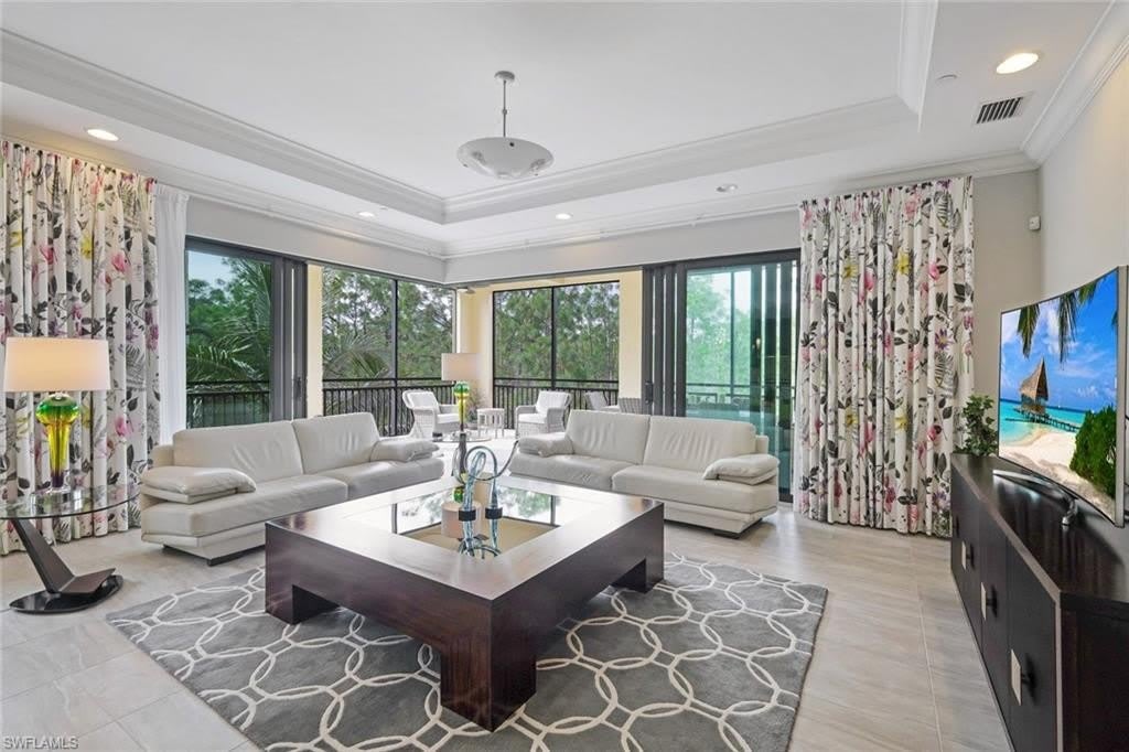 2751 Tiburon Blvd E – photo 5