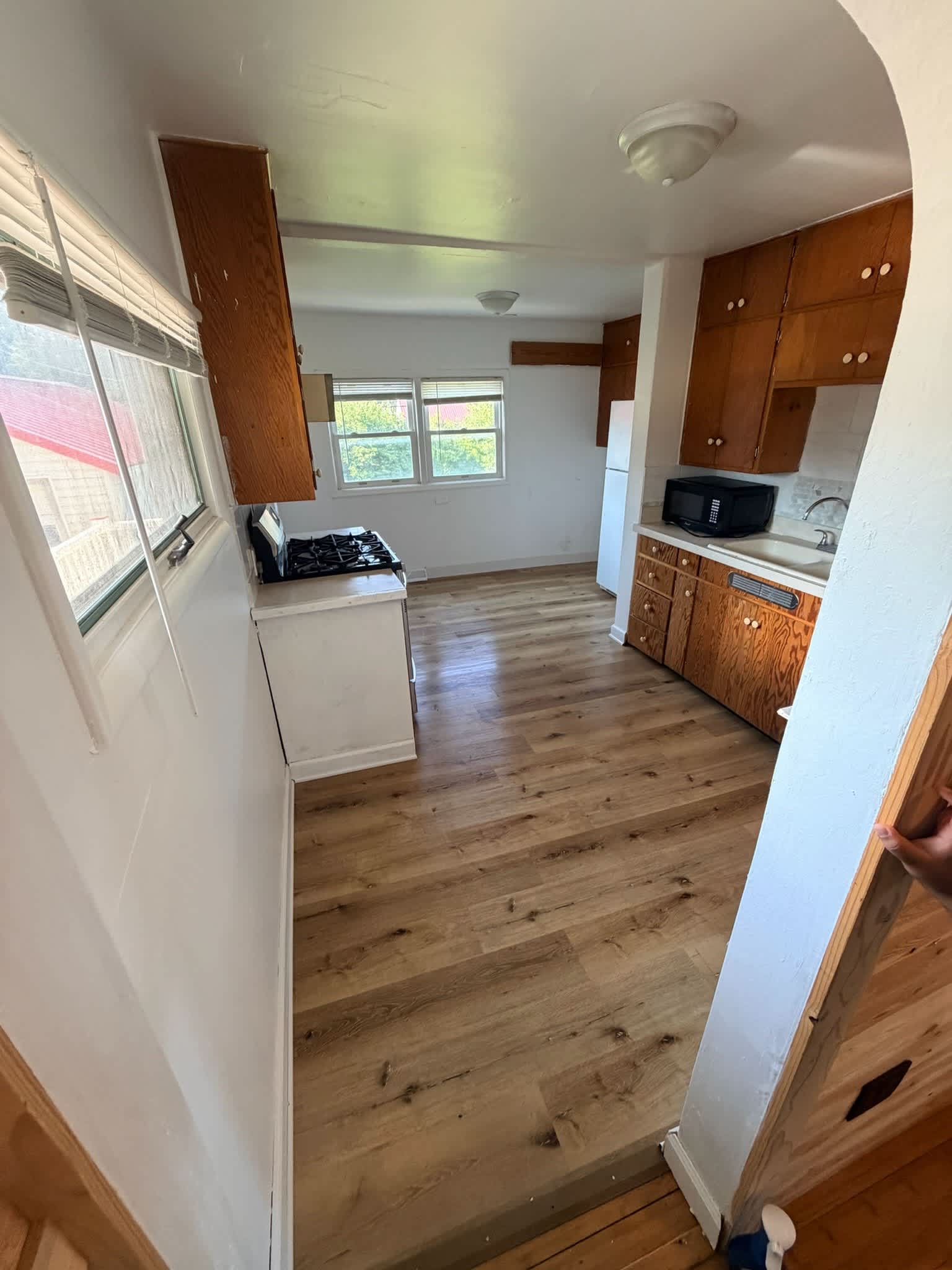 1821 E Ridgeway Ave – photo 3