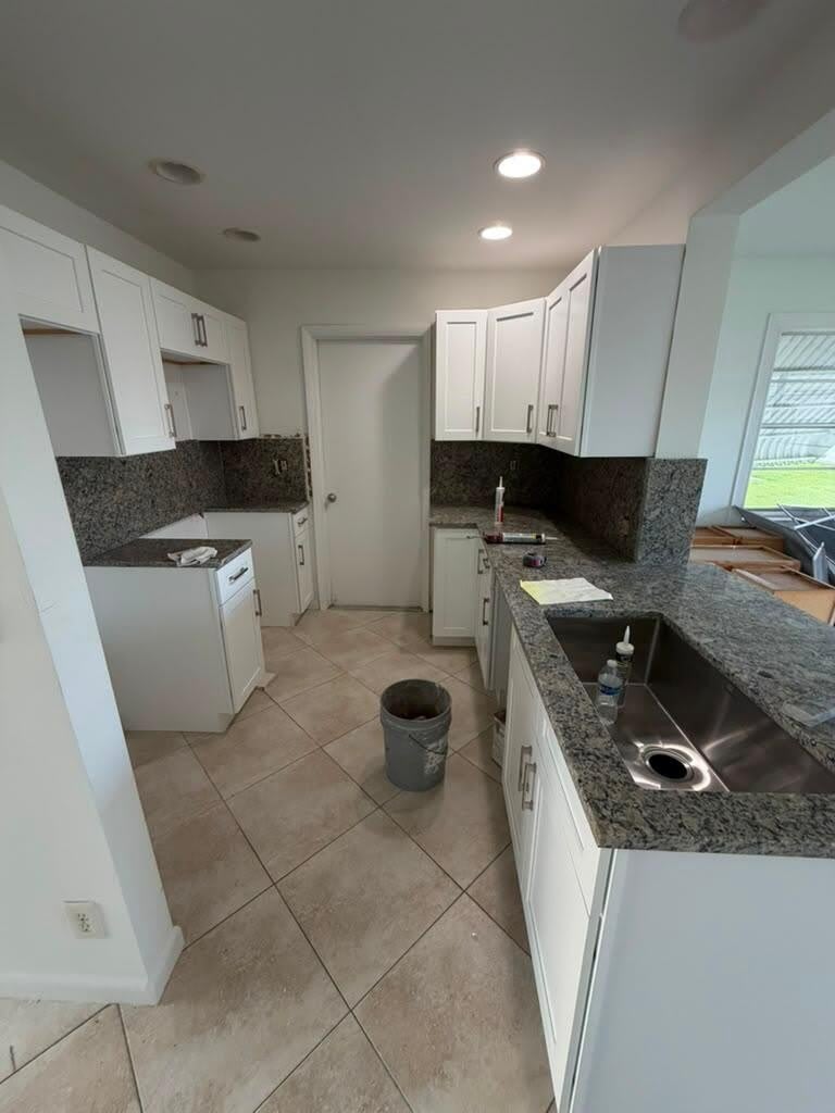 514 SW 20TH Street – photo 2