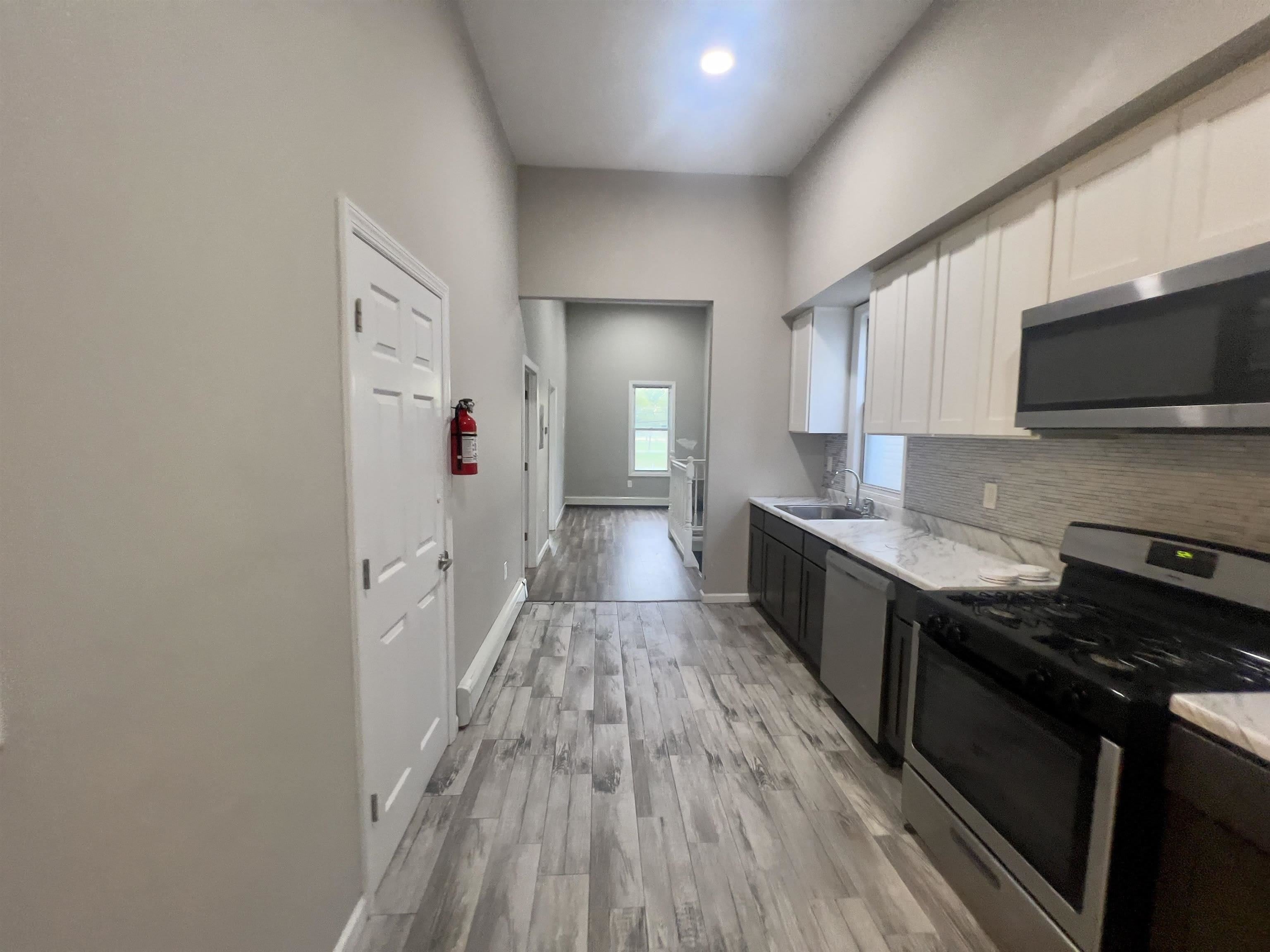 314 DUNCAN AVE – photo 4