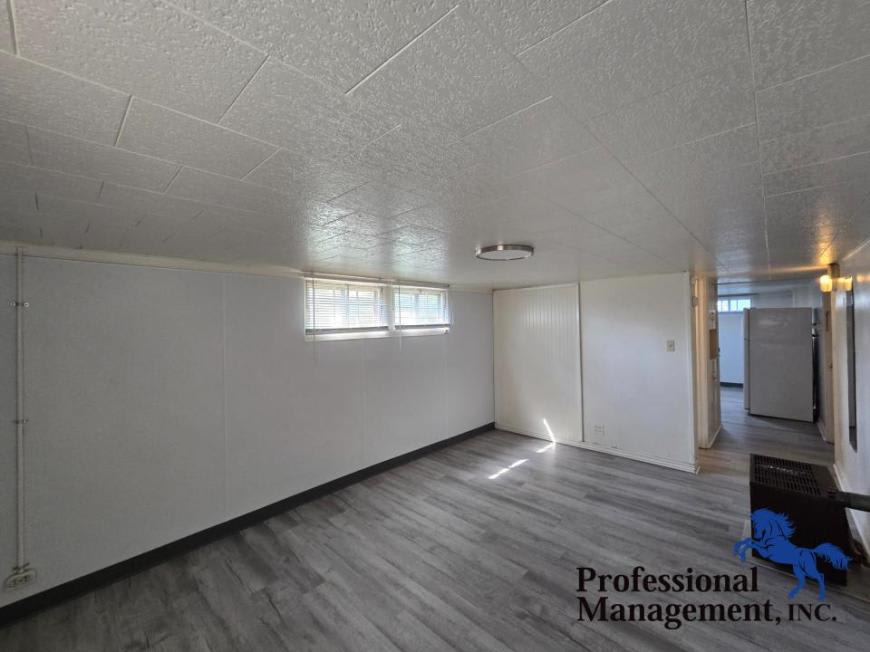 520 Avenue B – photo 3