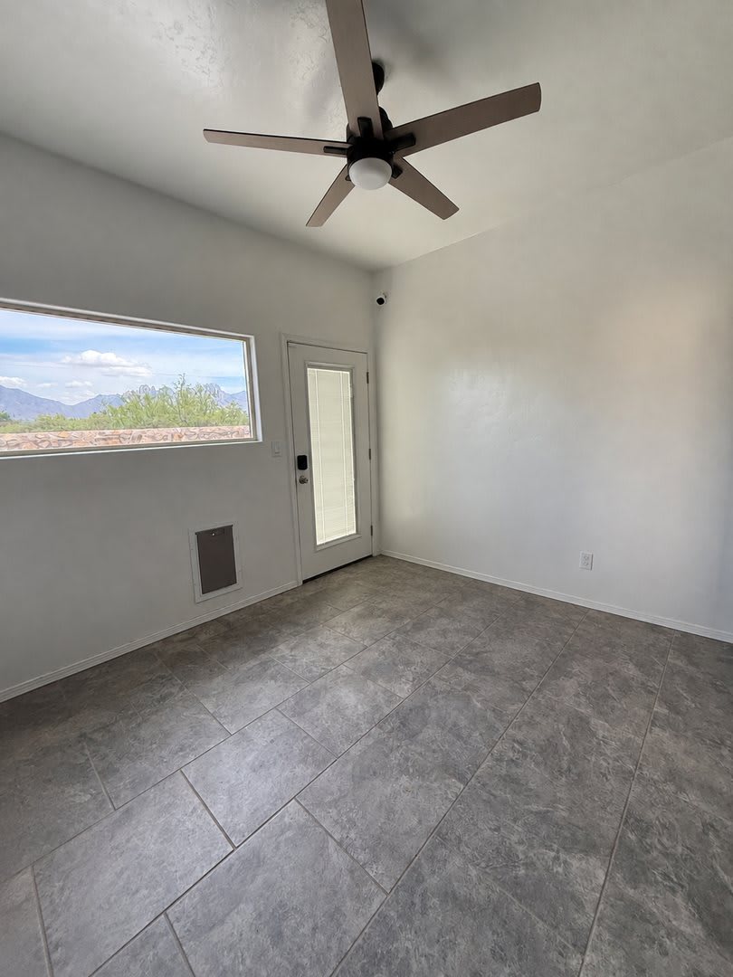 Stunning Organ Mountain Views Beautiful Upgrades Solar Savings – photo 5