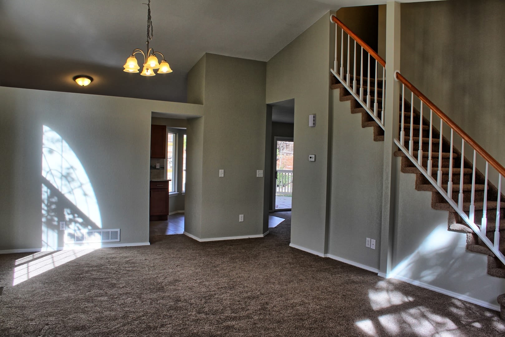 4 bed 3 bath Stonegate home across from park – photo 3