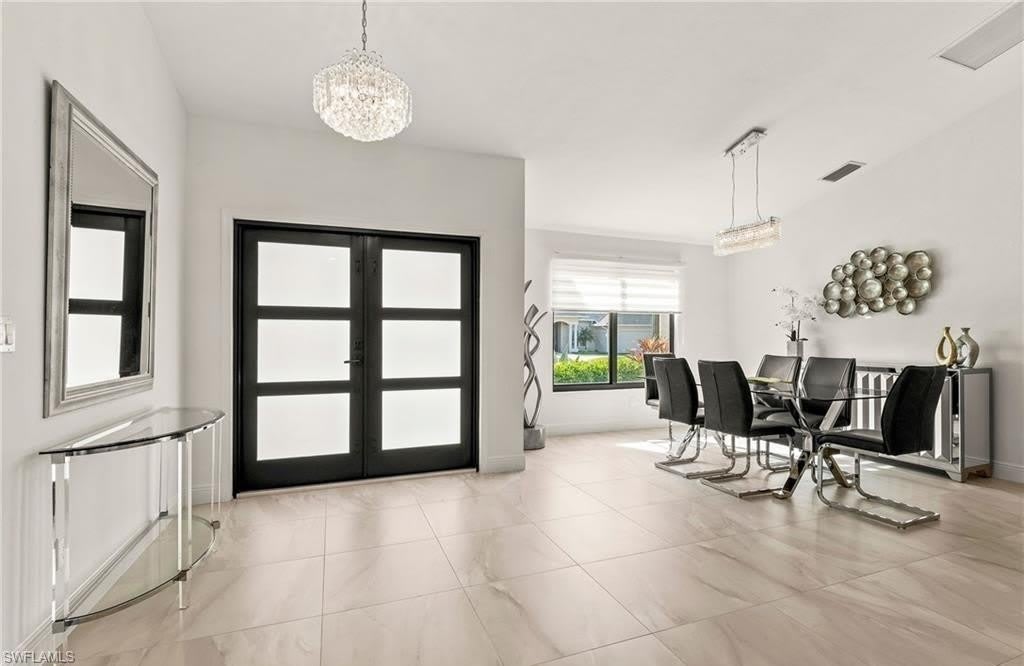 2307 Queens Way – photo 3