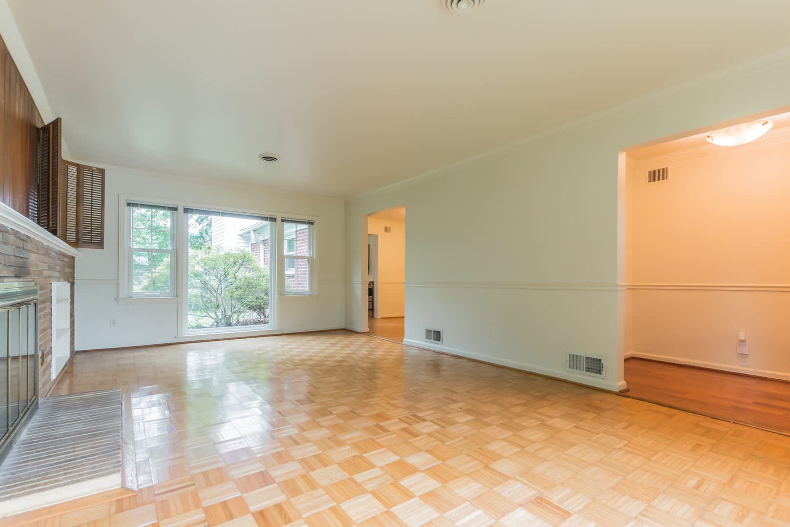 Fantastic Ranch in Convenient Location! – photo 4