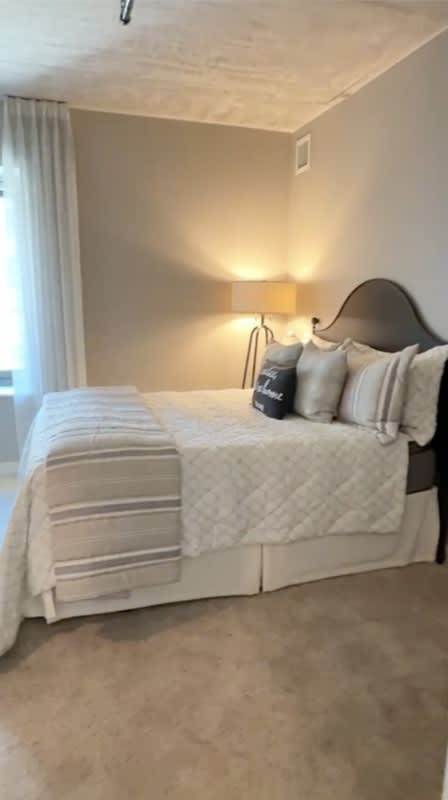 741 S Clark St. – photo 2