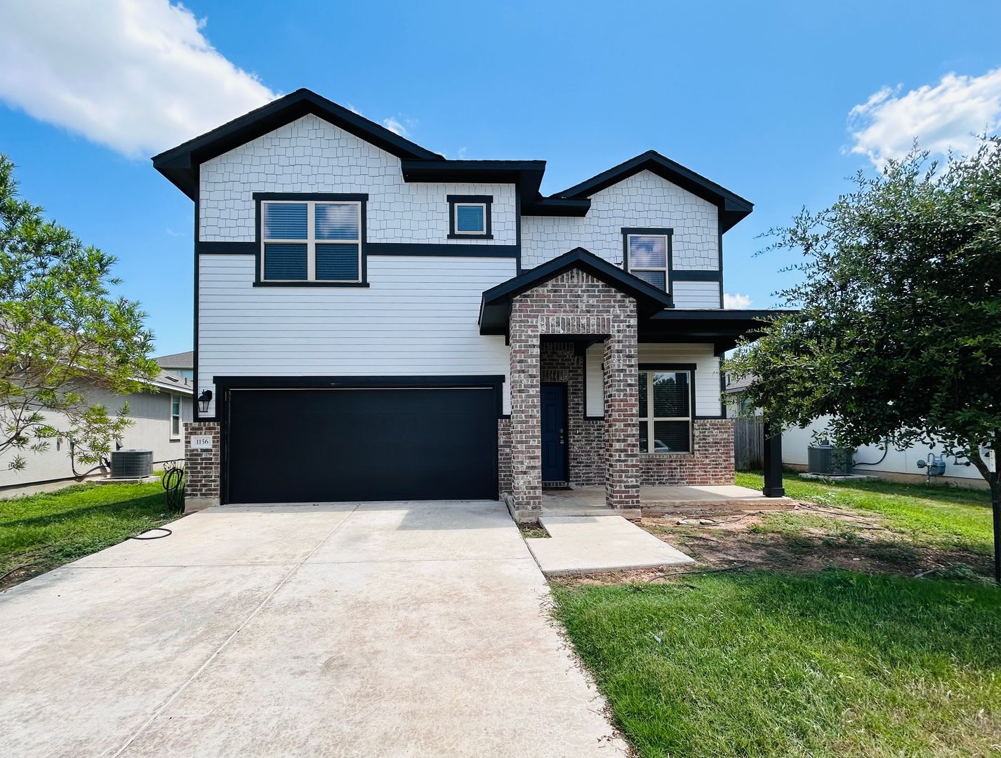 1156 Capra Lane in Leander – photo 1