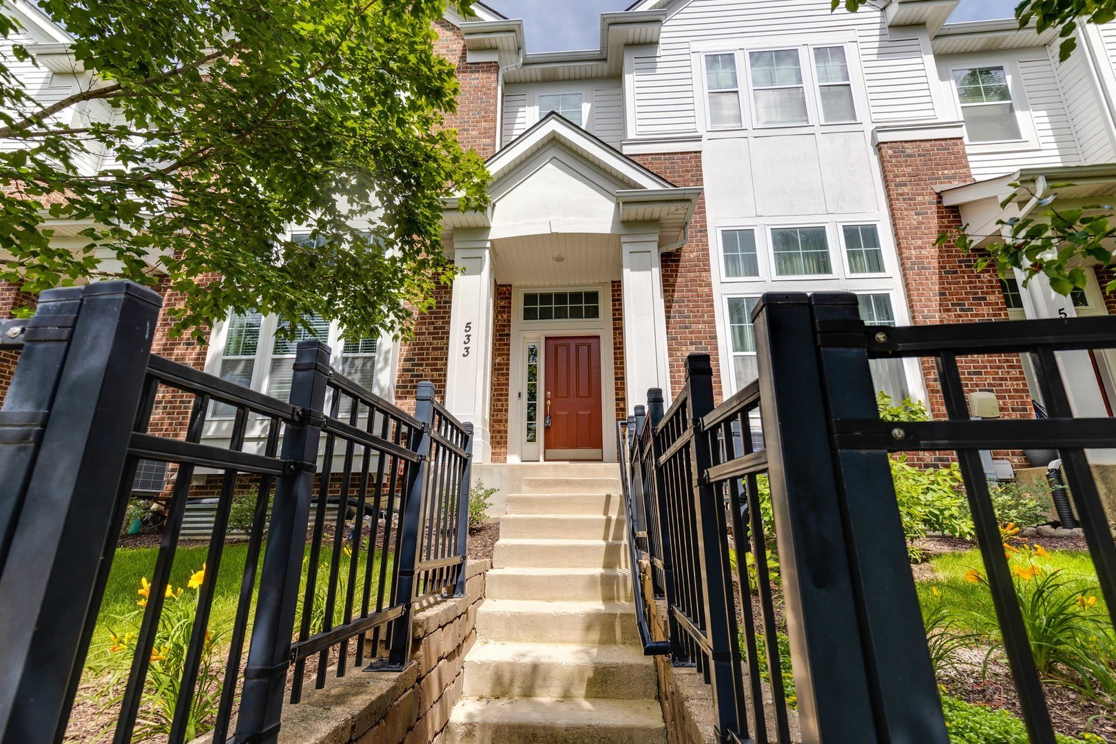 533 Plaza Place – photo 4