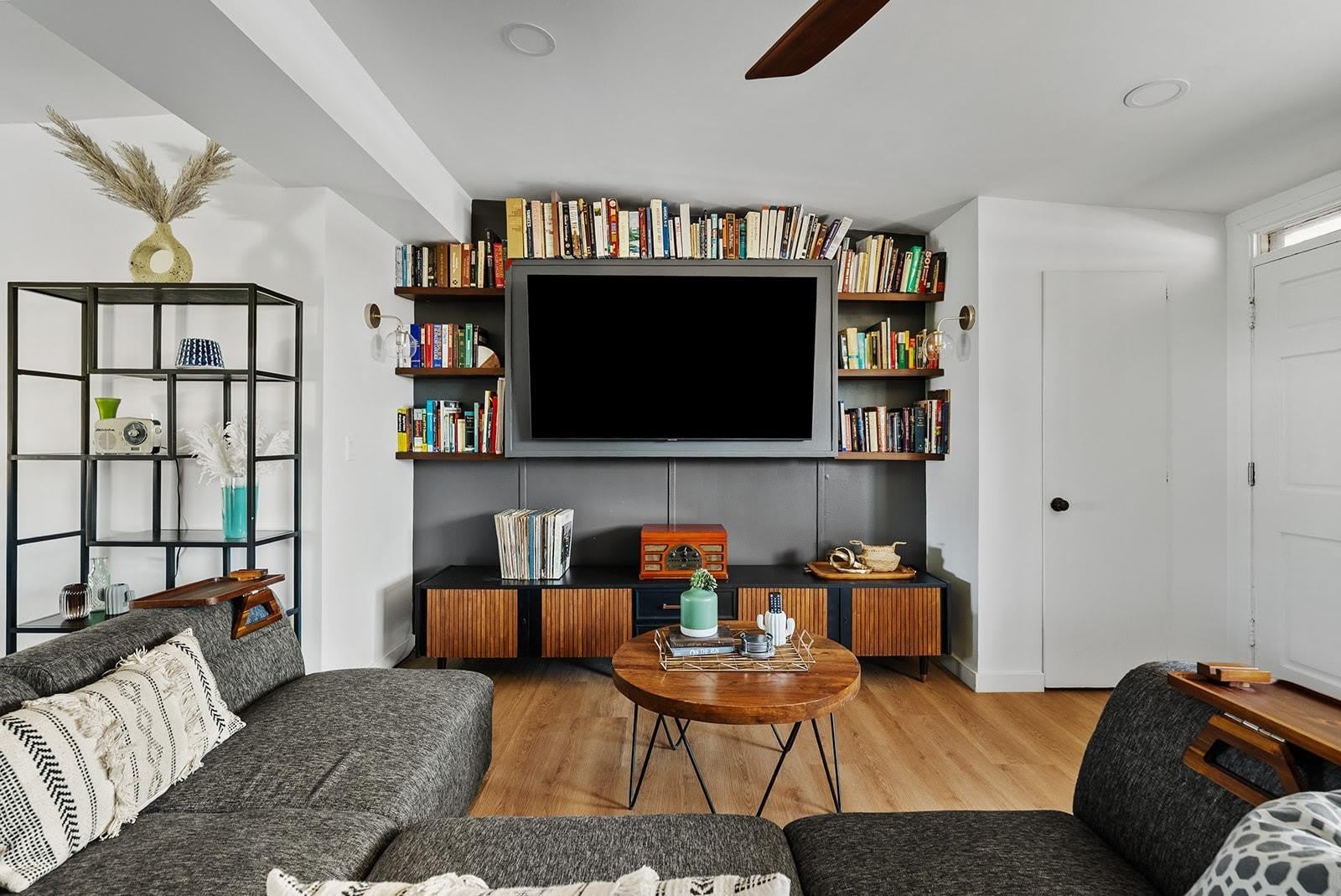 530 W 17Th Street – photo 5