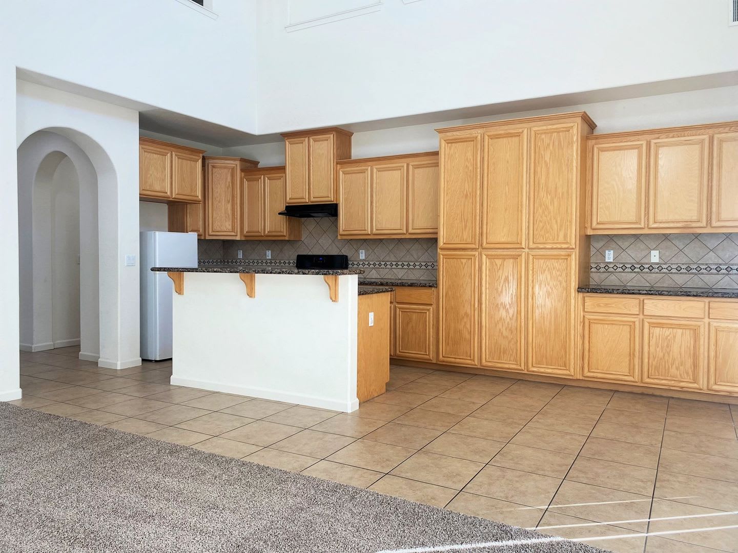 Spacious 3 2 5 Ready To Be Called Home – photo 3