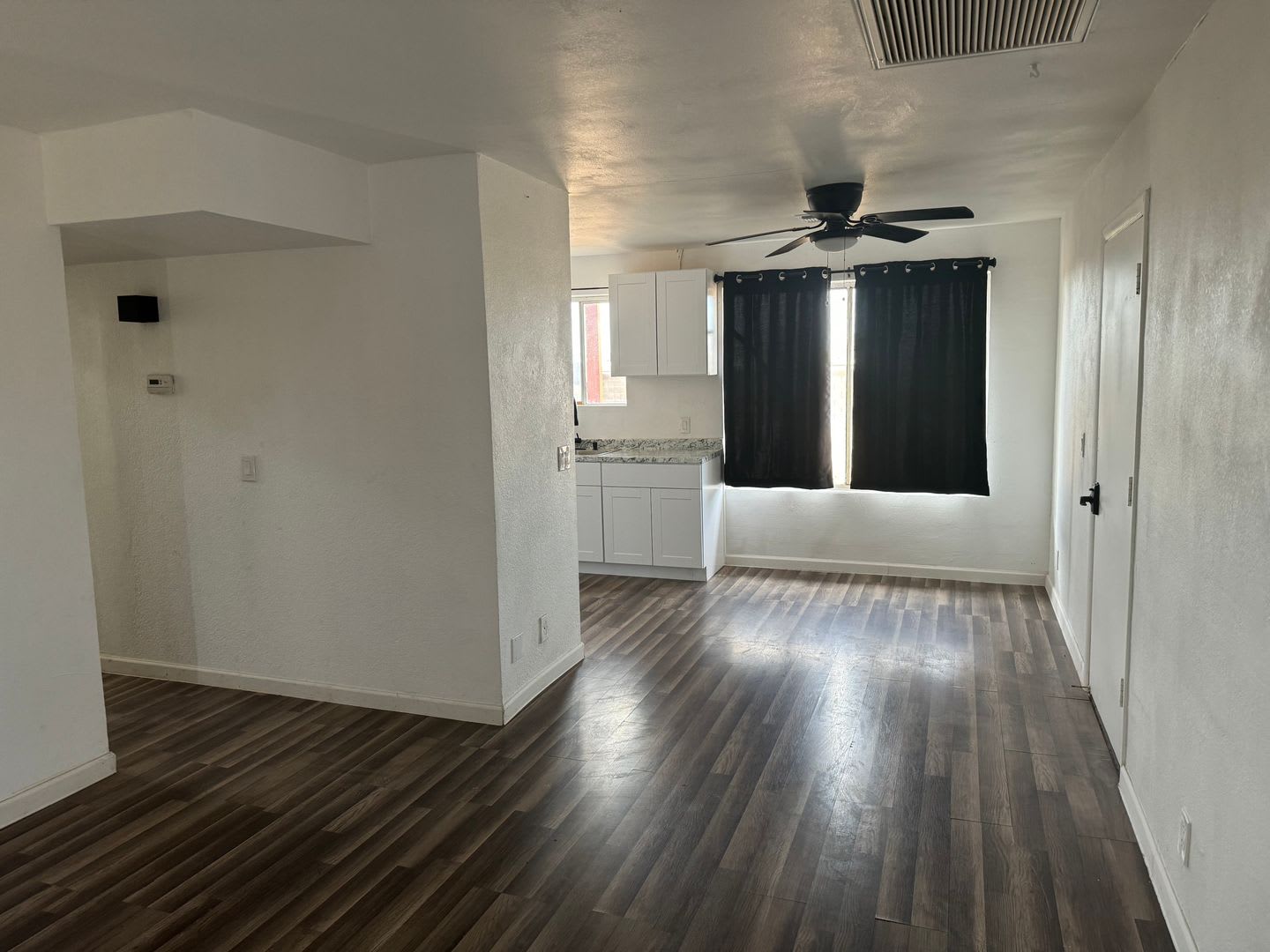 Cozy Coolidge Home For You – photo 3