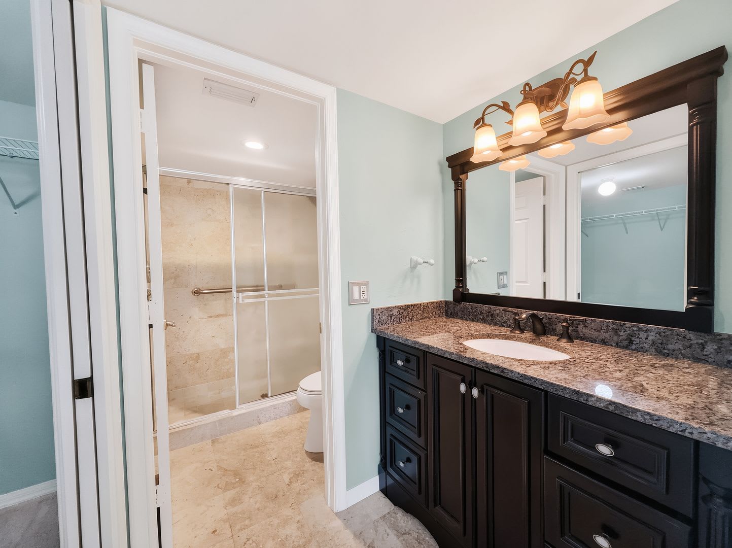 Stunning Sandpiper Bay 2 Bed 2 Bath End Unit Condo – photo 5
